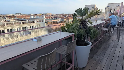 ambiance